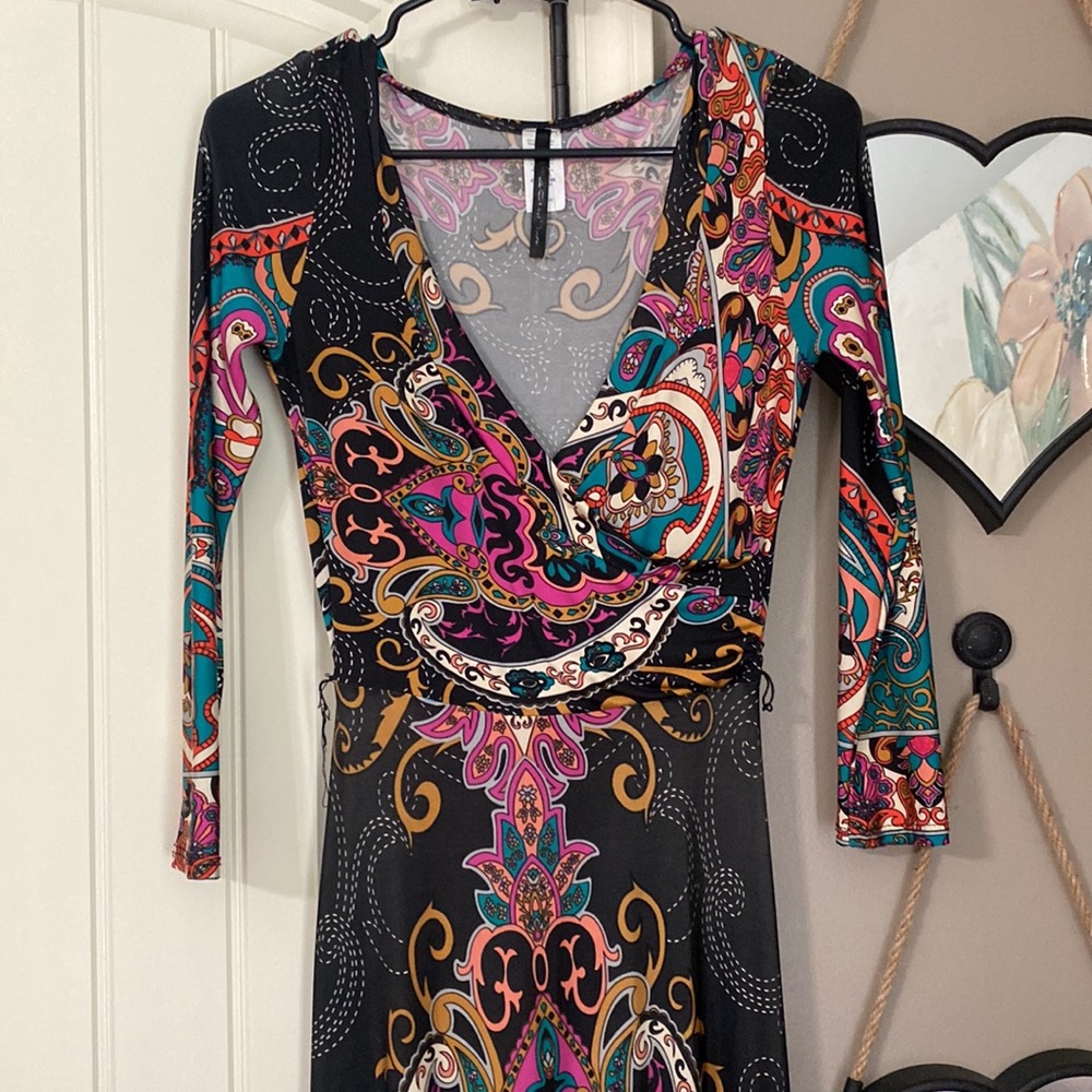 Multicolored long sleeve maxi dress